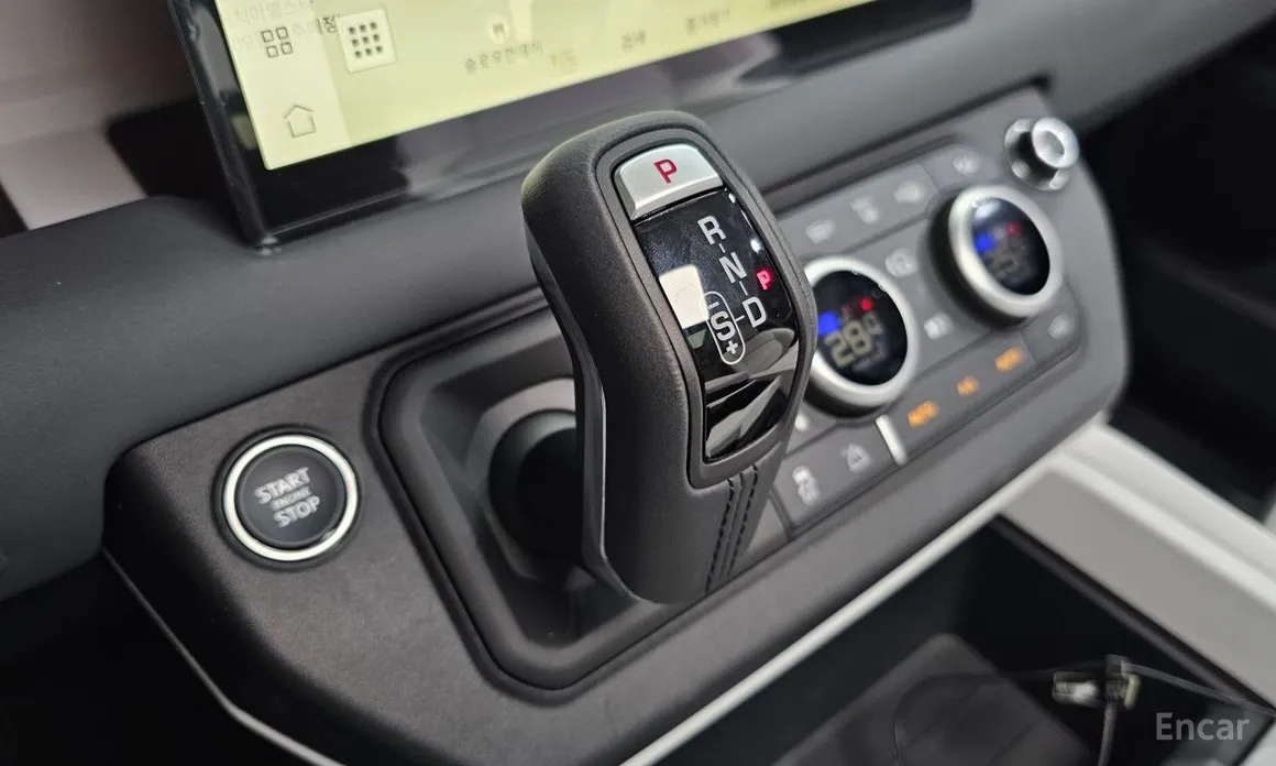 Land Rover Defender 2020 90 D250 X-Dynamic SE