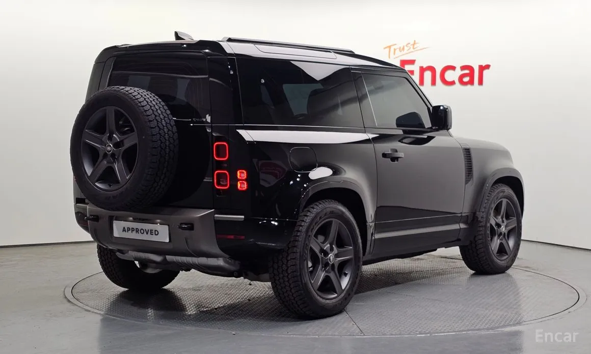 Land Rover Defender 2020 90 D250 X-Dynamic SE