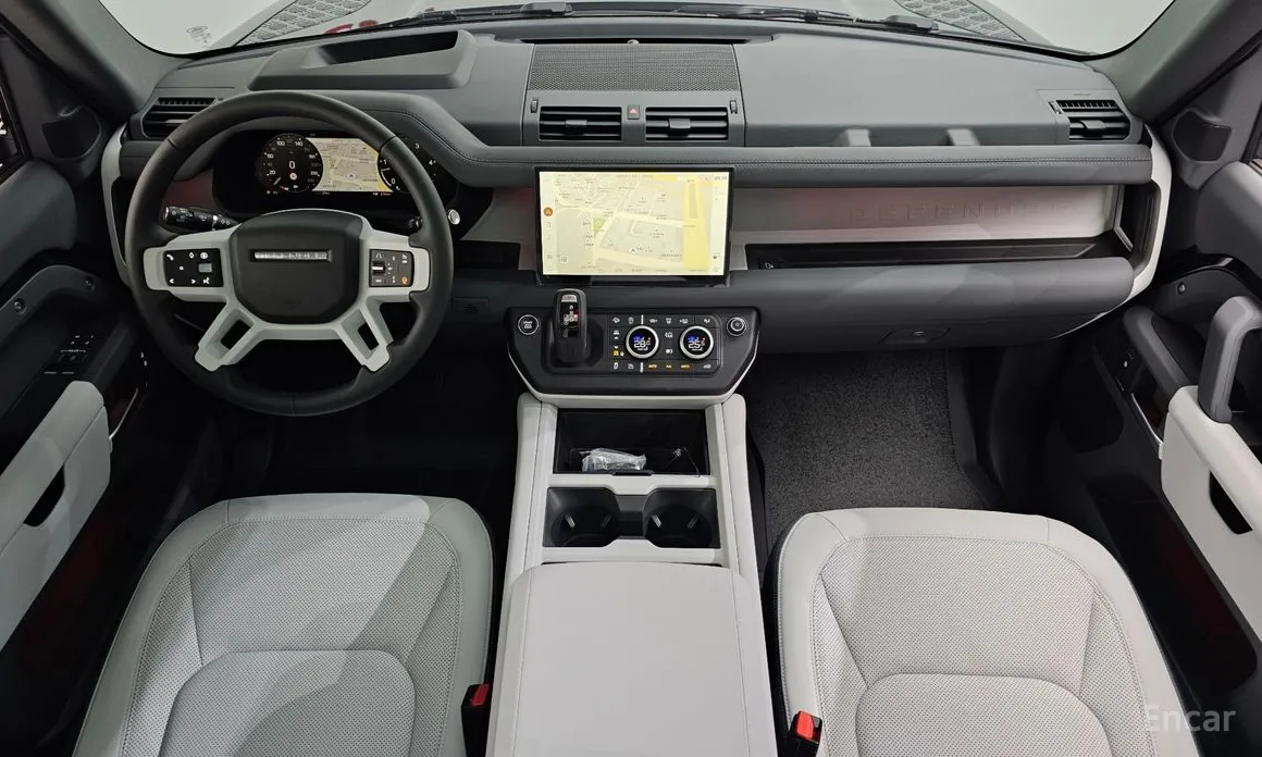 Land Rover Defender 2020 90 D250 X-Dynamic SE