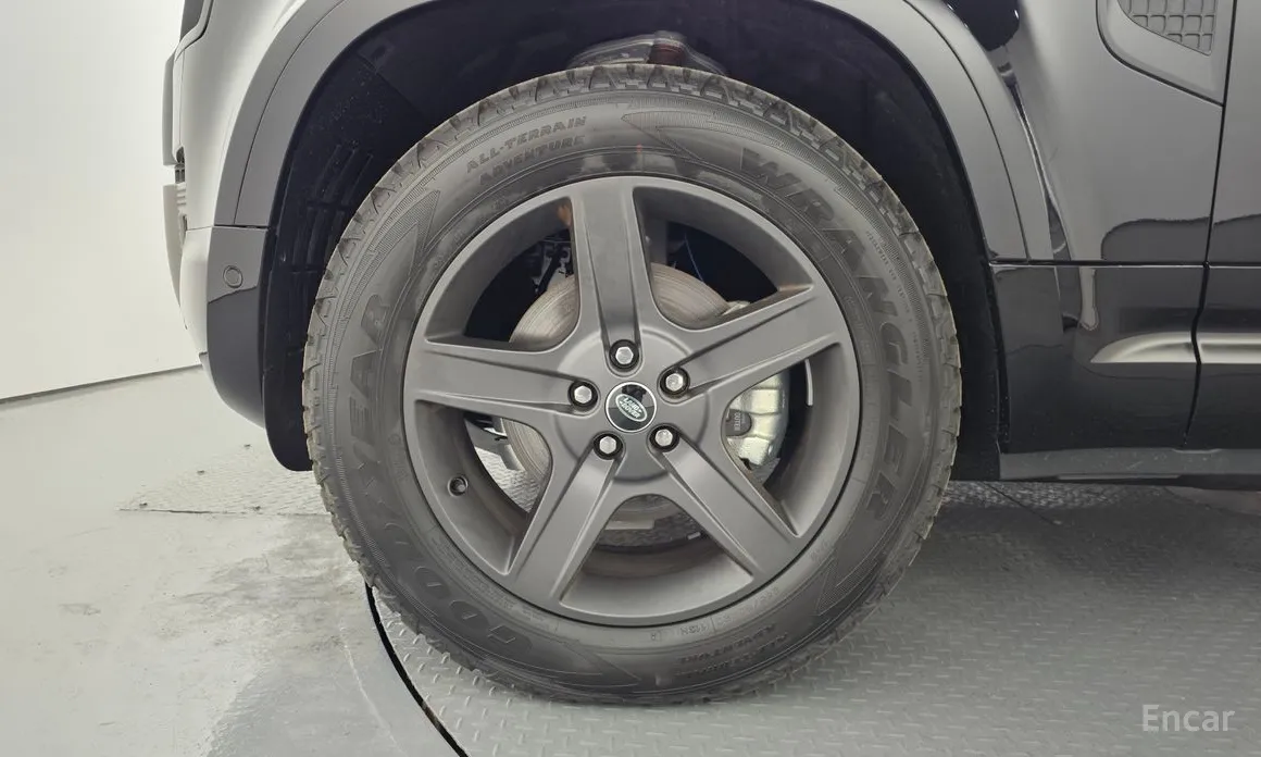 Land Rover Defender 2020 90 D250 X-Dynamic SE