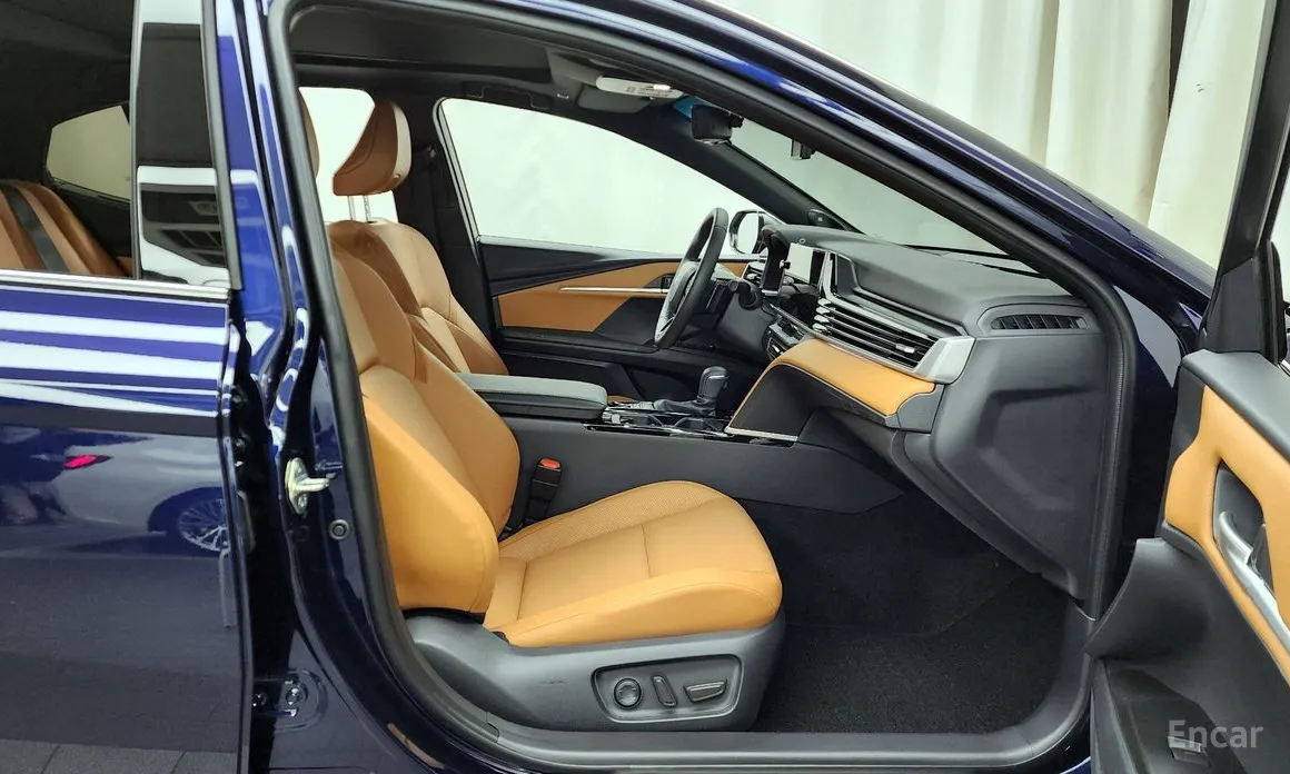 Toyota Camry 2024 2.5 XLE Premium Hybrid