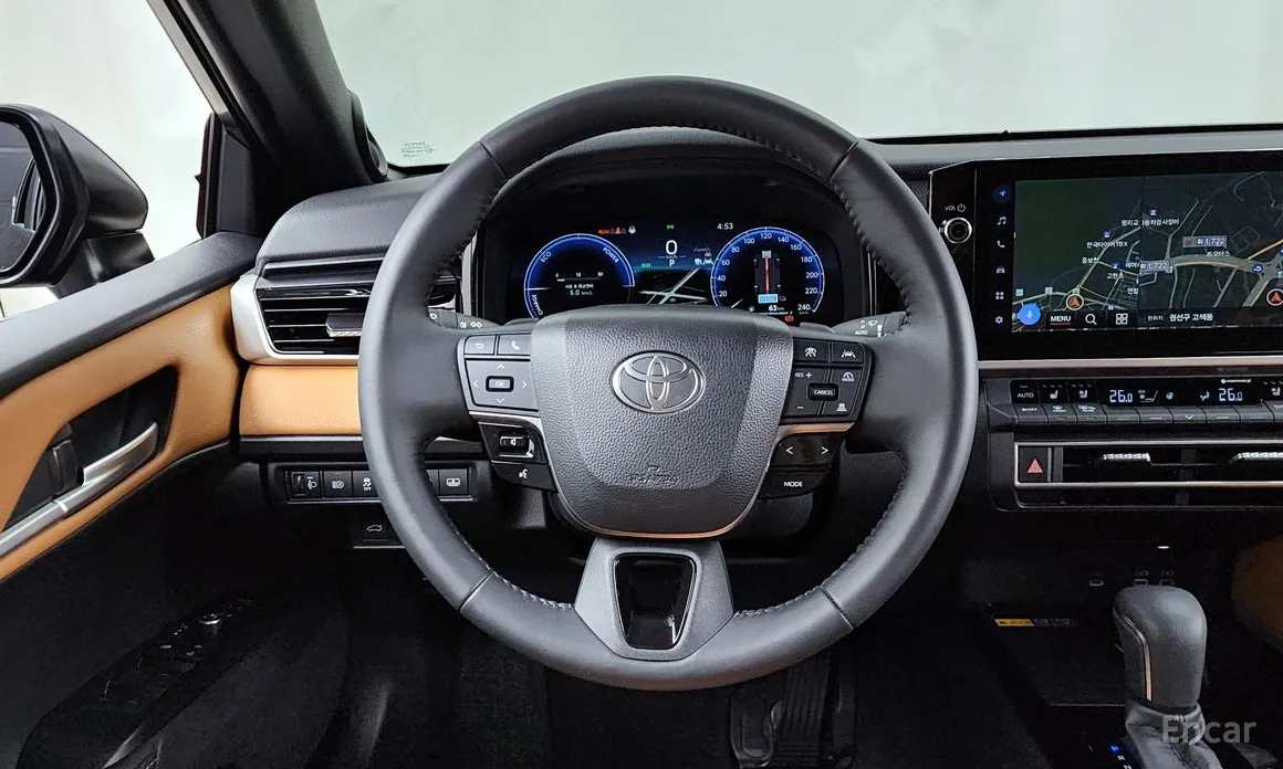 Toyota Camry 2024 2.5 XLE Premium Hybrid