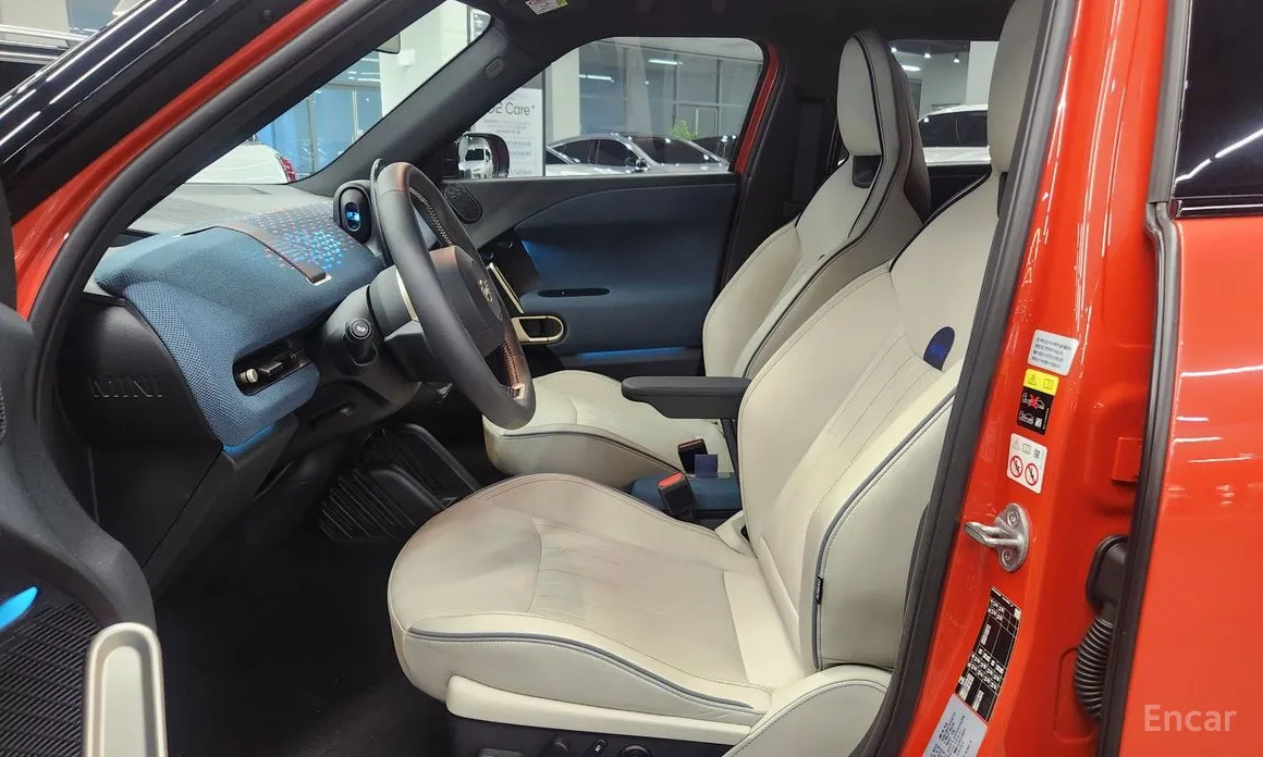 Mini Aceman 2025 SE Favoured