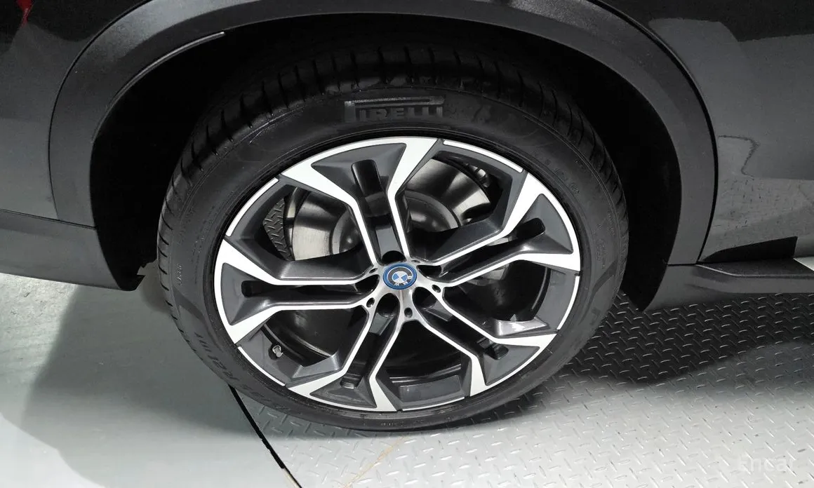 BMW X5 2019 xDrive 50e xLine