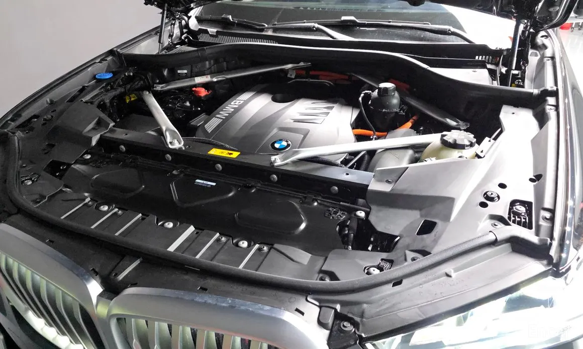 BMW X5 2019 xDrive 50e xLine