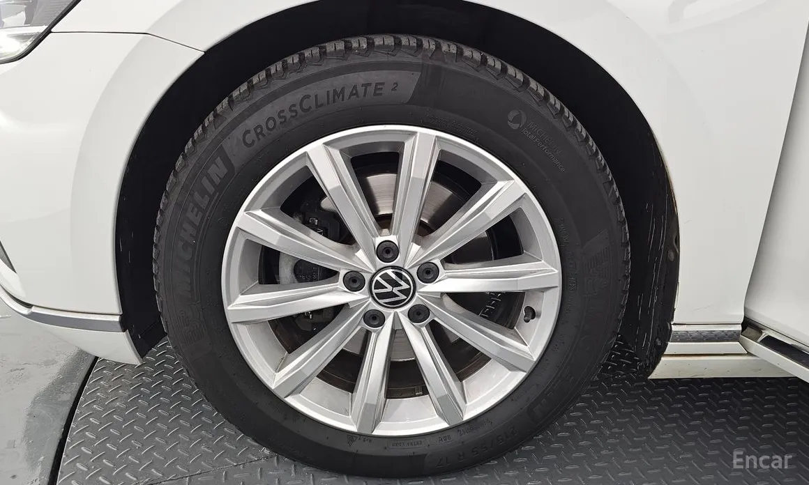 Volkswagen Passat 2018 2.0 TDI Premium