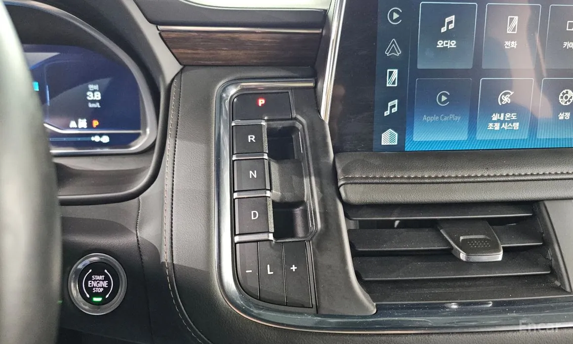 Chevrolet Tahoe 2022 6.2 Dark Knight 4WD