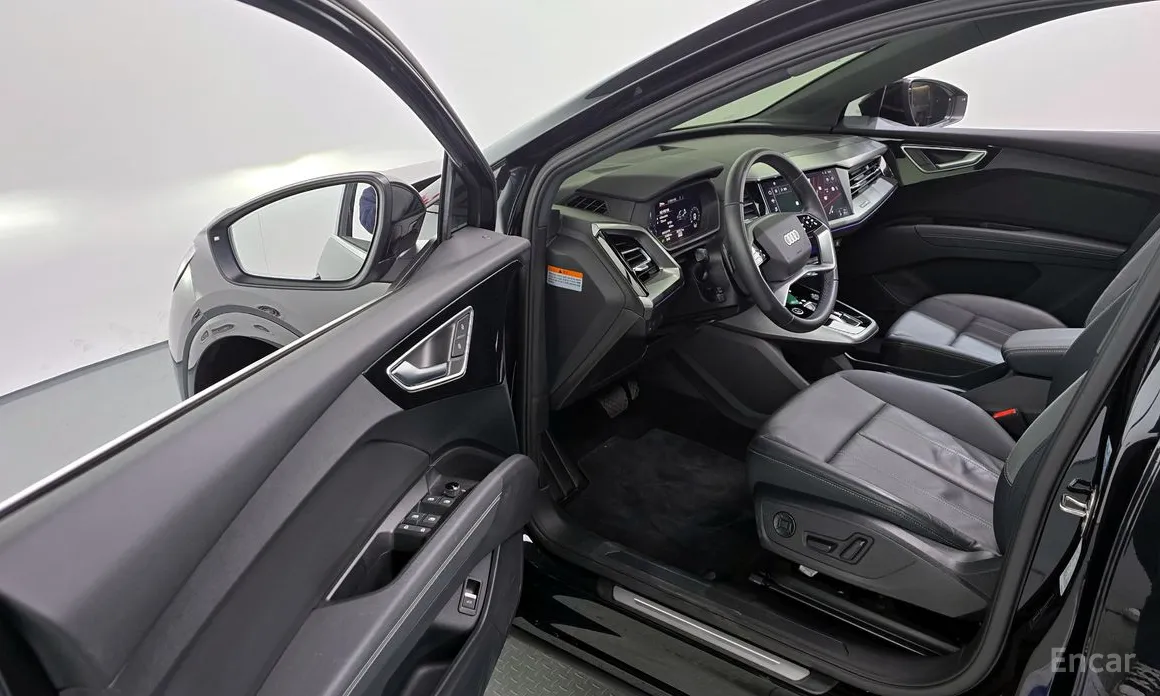 Audi Q4 e-tron 2022 40