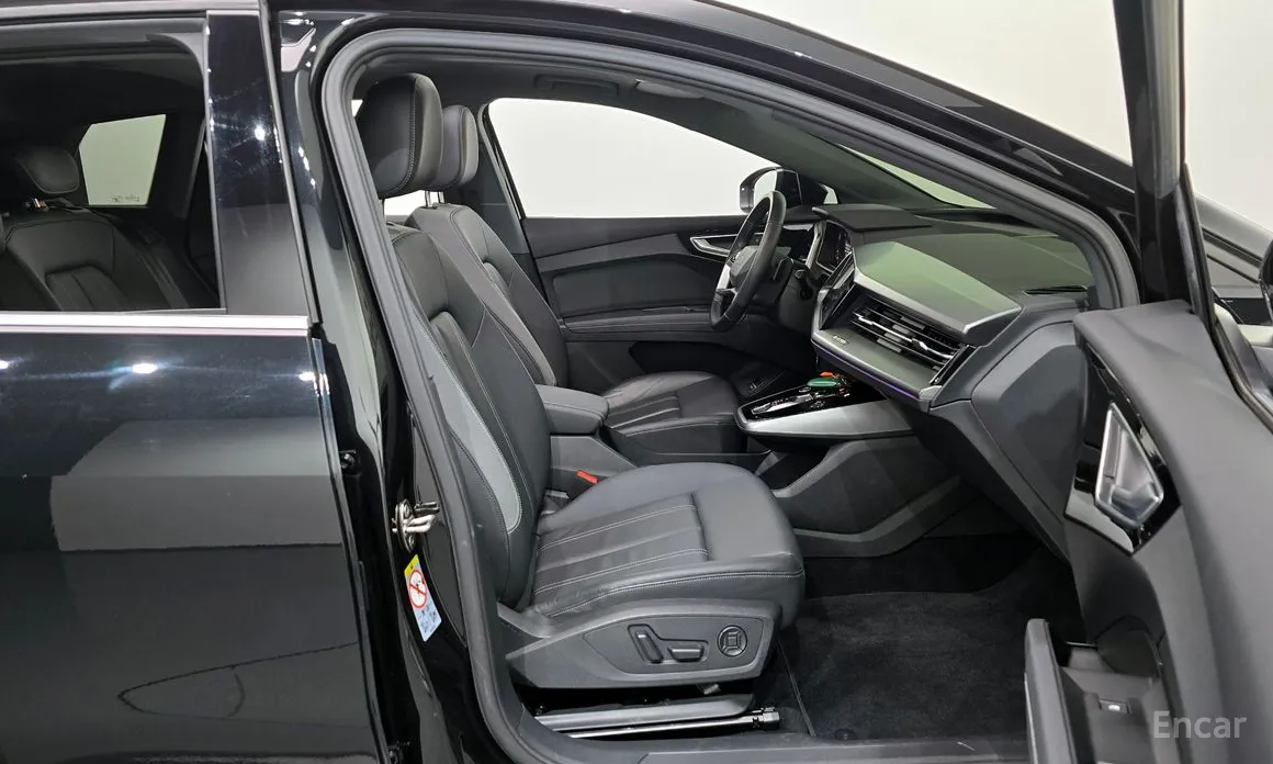 Audi Q4 e-tron 2022 40