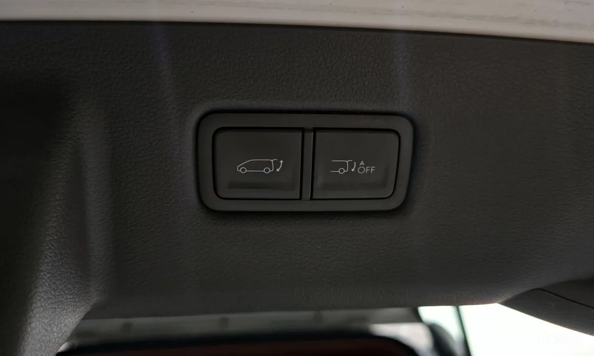 Hyundai Staria 2021 L3.5 Lounge 9-Seater