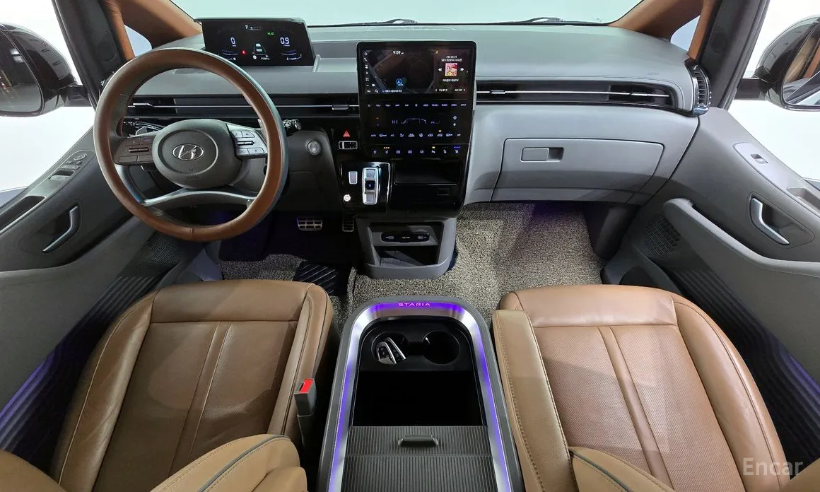 Hyundai Staria 2021 L3.5 Lounge 9-Seater