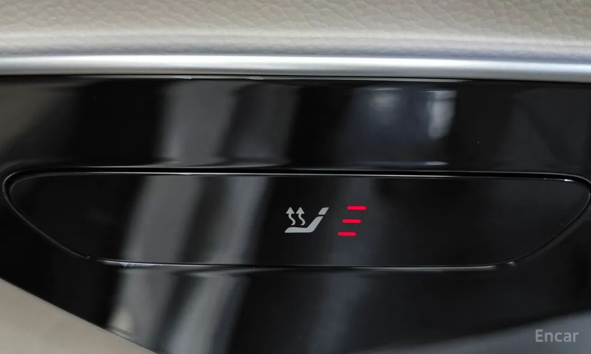 Mercedes-Benz E-Class 2024 E200 Avantgarde