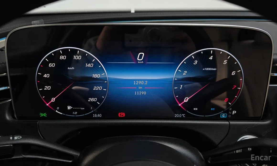 Mercedes-Benz E-Class 2024 E200 Avantgarde