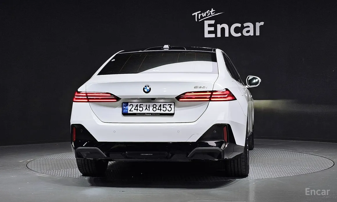 BMW 5 Series 2023 520i M Sport