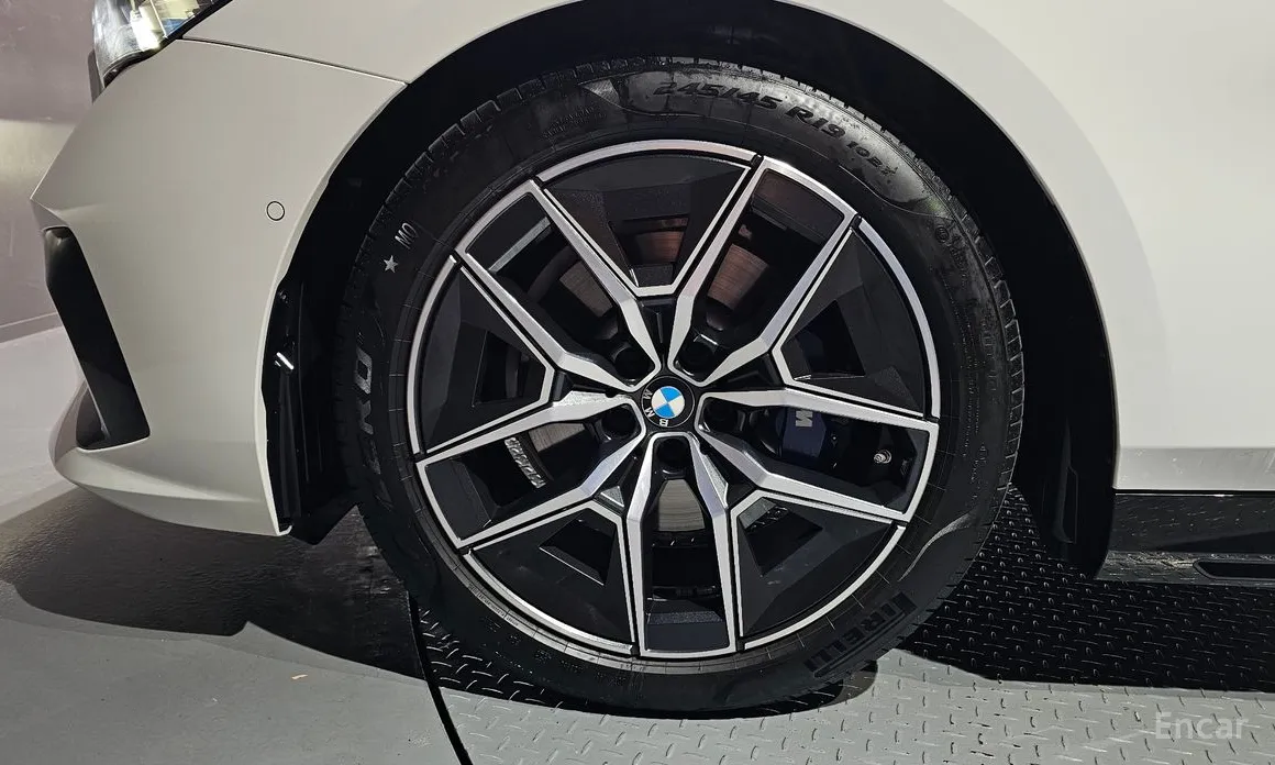 BMW 5 Series 2023 520i M Sport