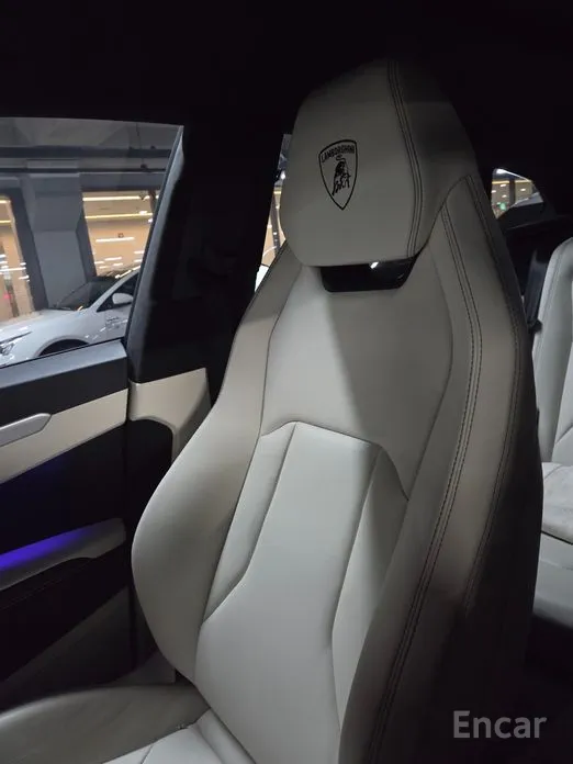 Lamborghini Urus 2018 4.0 V8