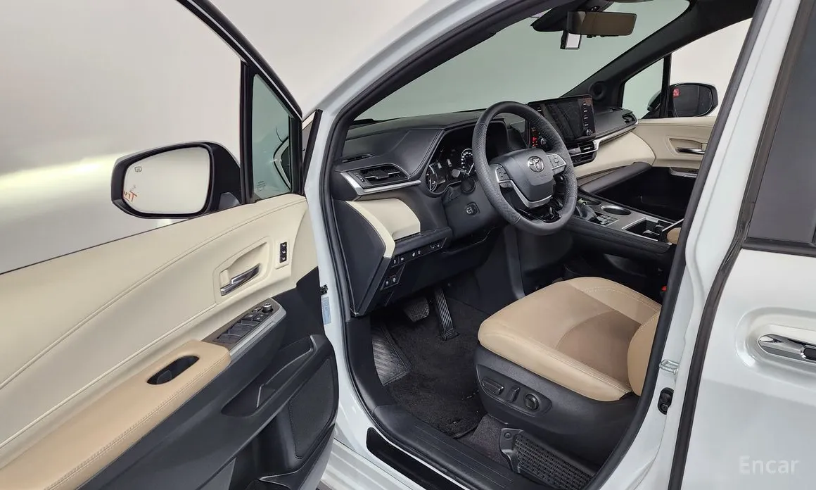 Toyota Sienna 2020 2.5 Hybrid 2WD