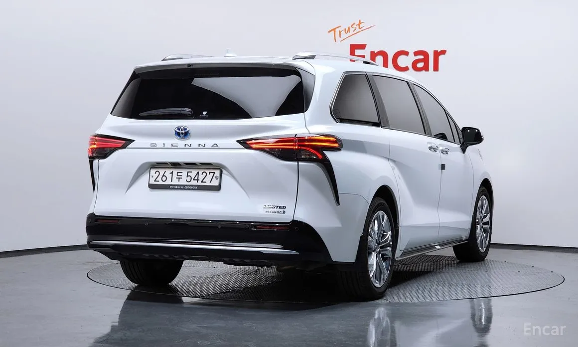 Toyota Sienna 2020 2.5 Hybrid 2WD