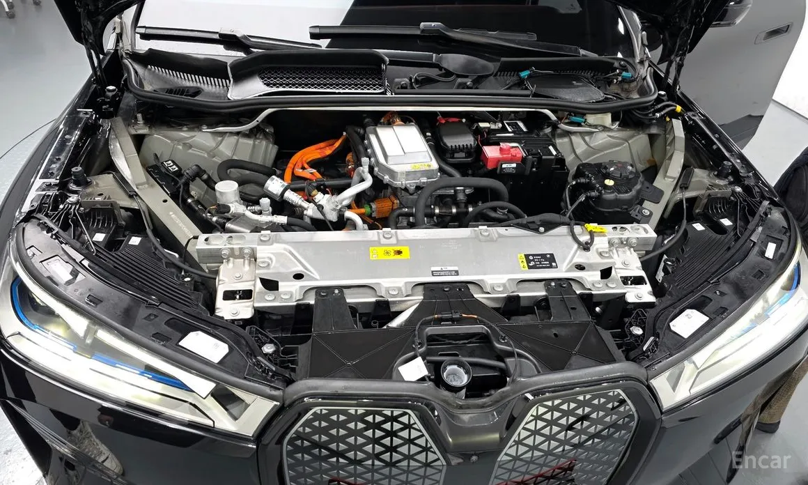 BMW iX 2021 xDrive50 Sports Plus