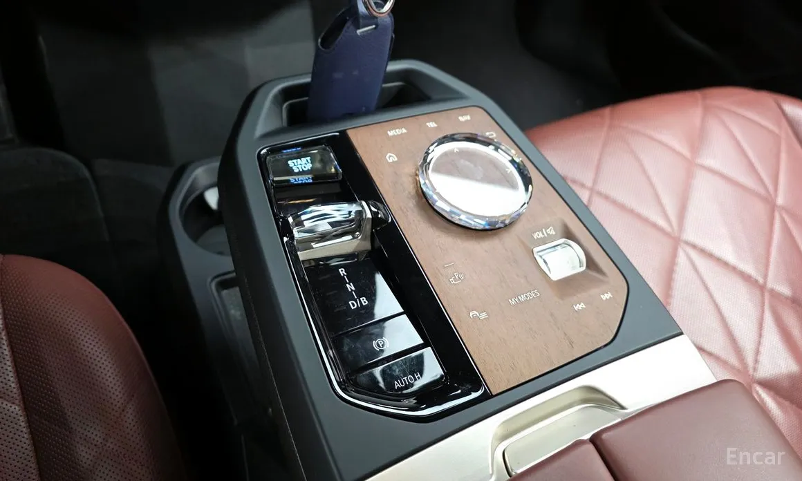 BMW iX 2021 xDrive50 Sports Plus