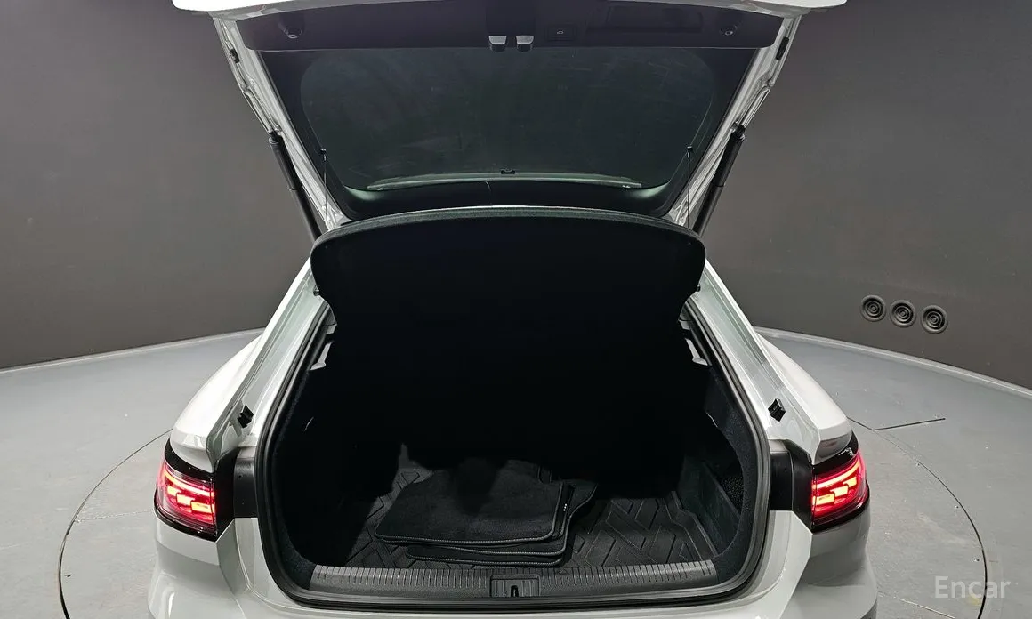 Volkswagen Arteon 2018 2.0 TDI R-LIINE 4Motion