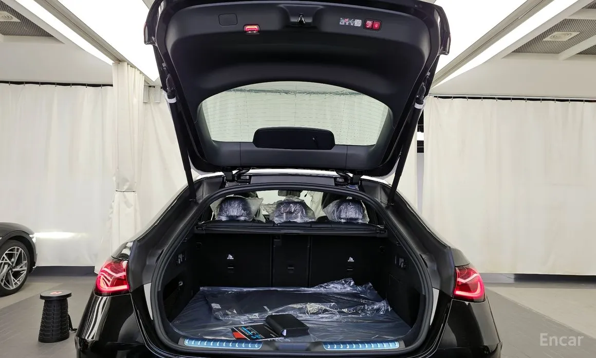 Mercedes-Benz GLC-Class 2023 AMG GLC43 4MATIC Coupe