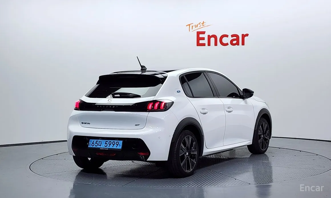 Peugeot 208 2020 GT