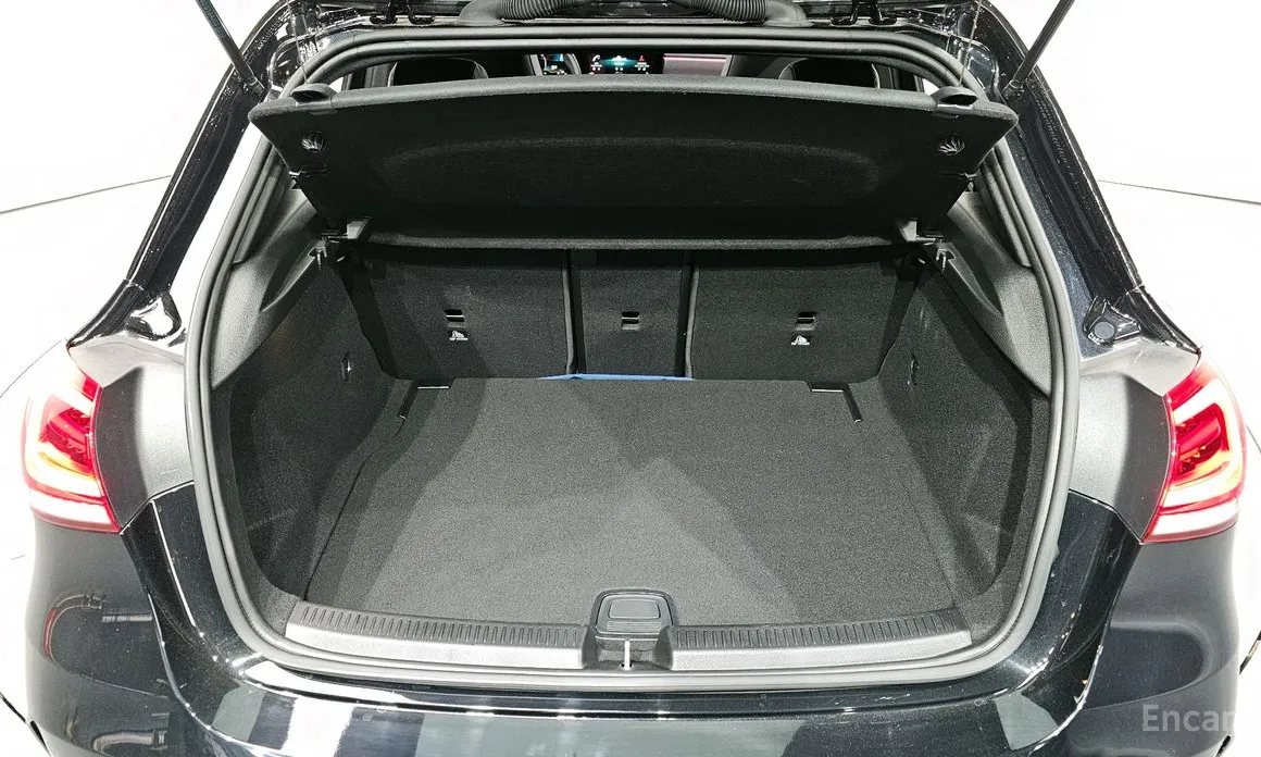 Mercedes-Benz A-Class 2019 AMG A45 4MAITC+ Hatchback