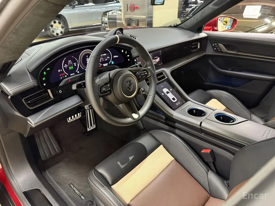 Porsche Taycan 2020 Turbo