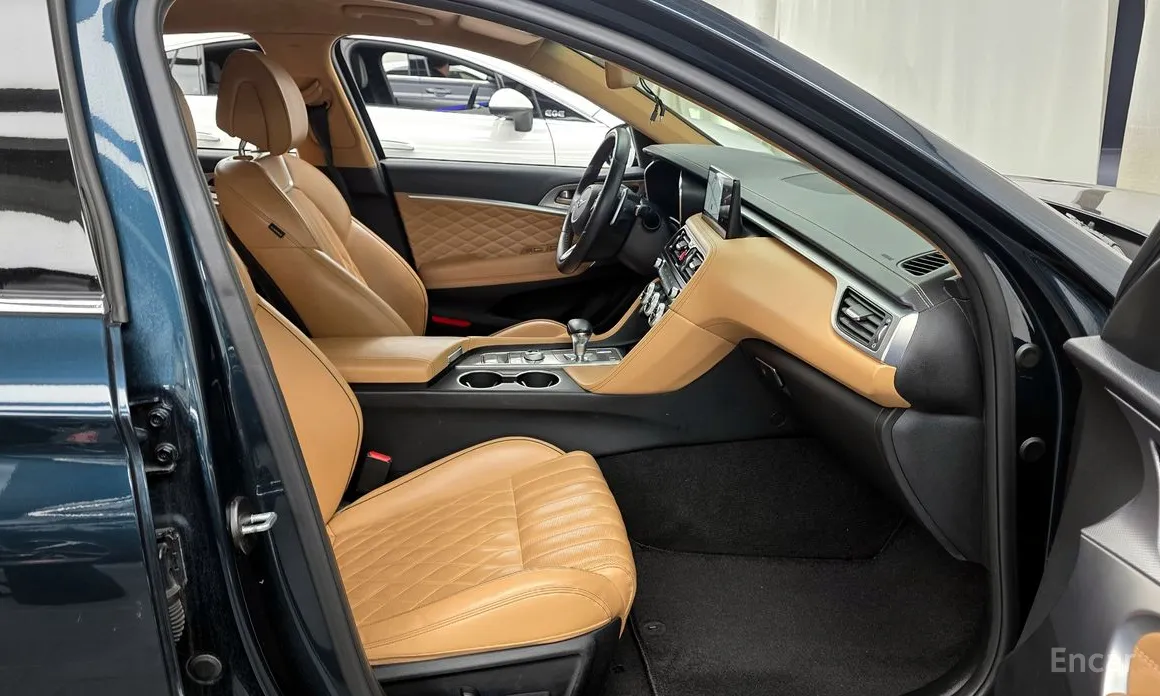 Genesis G70 2022 Gasoline 2.0T 2WD