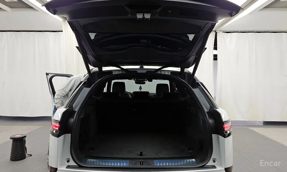 Land Rover Range Rover Velar 2017 3.0 P400 Dynamic HSE