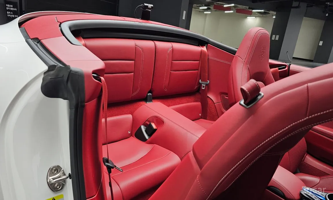 Porsche 911 2019 Carrera 4 GTS Cabriolet