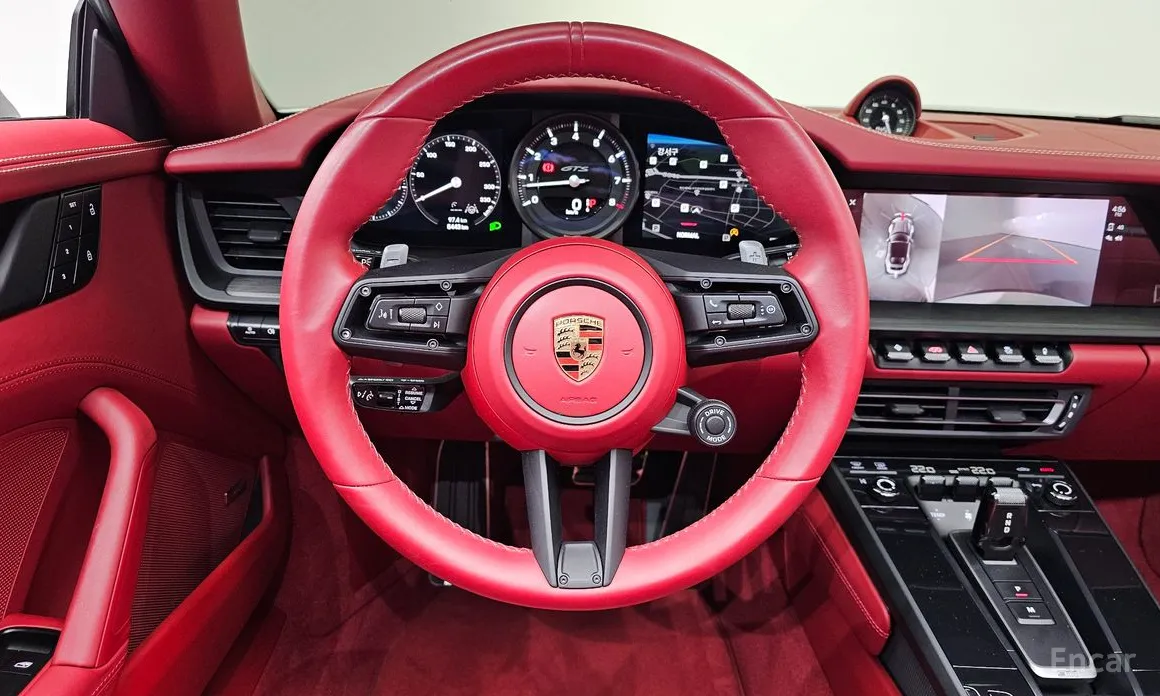 Porsche 911 2019 Carrera 4 GTS Cabriolet