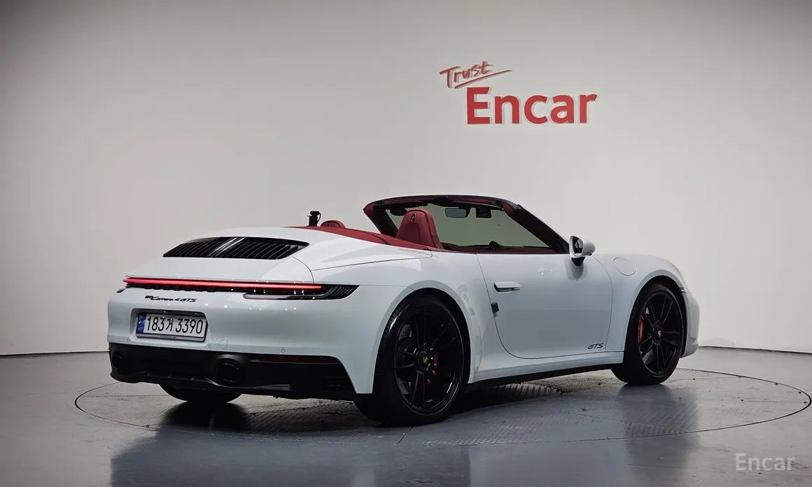Porsche 911 2019 Carrera 4 GTS Cabriolet