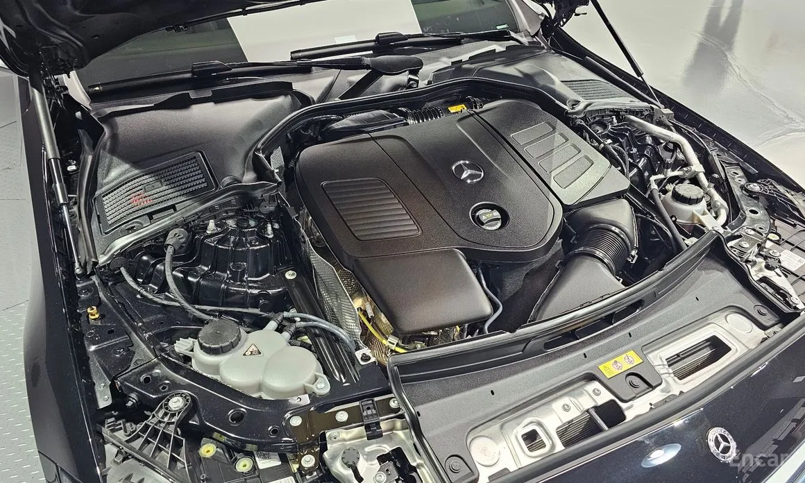 Mercedes-Benz C-Class 2022 C200 Avantgarde