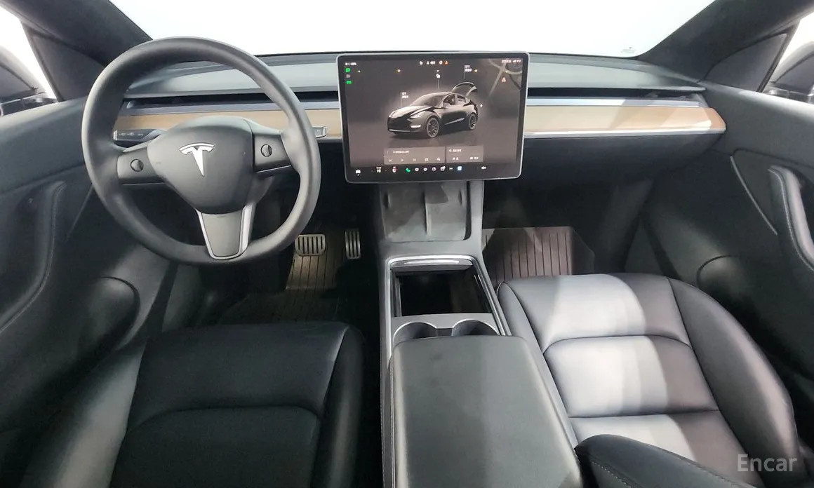 Tesla Model Y 2020 Performance