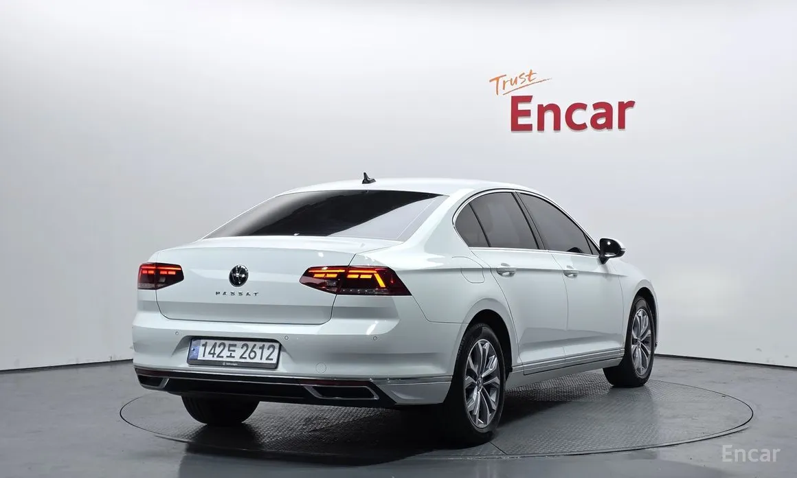 Volkswagen Passat 2018 2.0 TDI Premium
