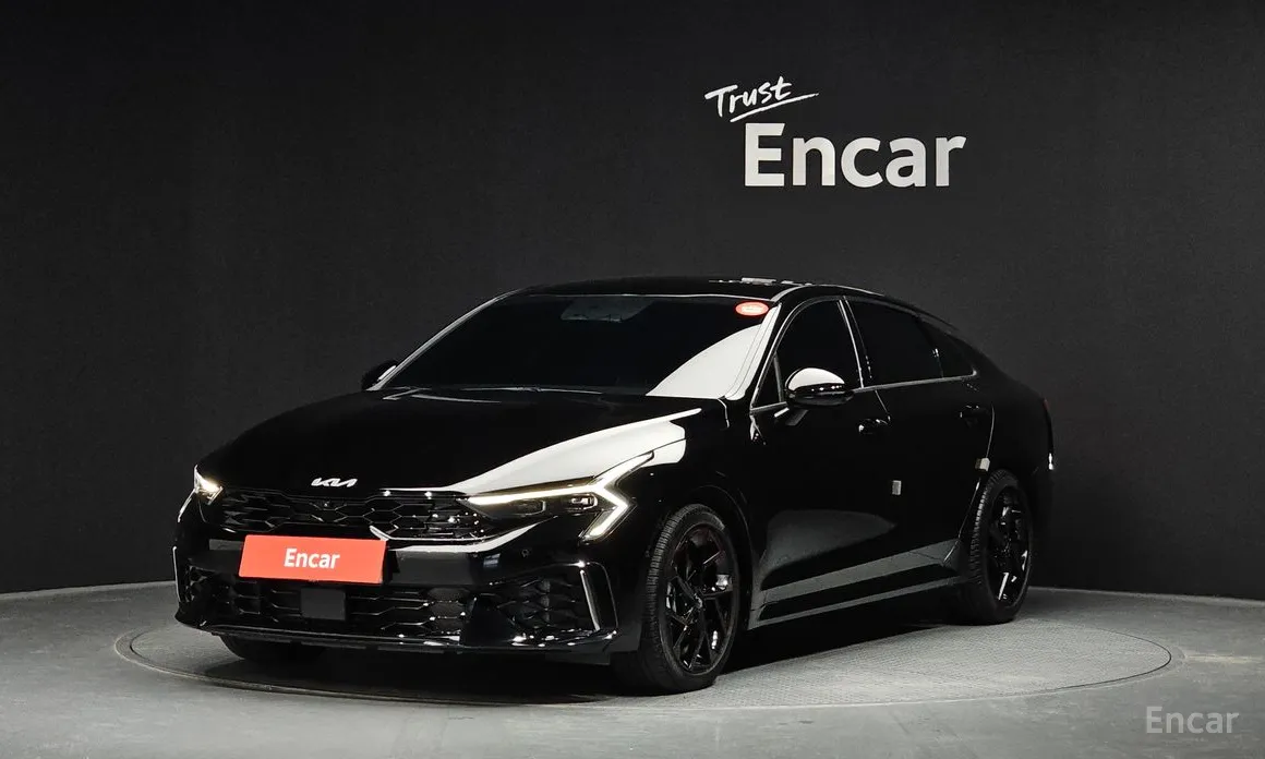 Kia K5 2023 Signature