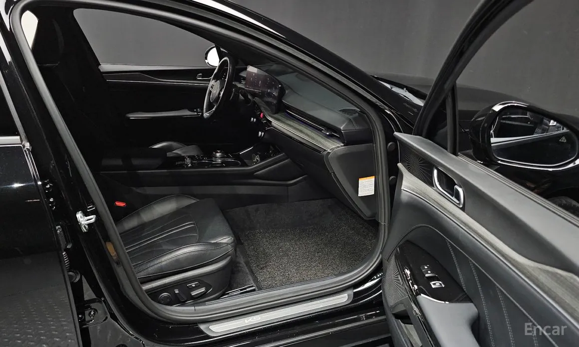 Kia K5 2023 Signature