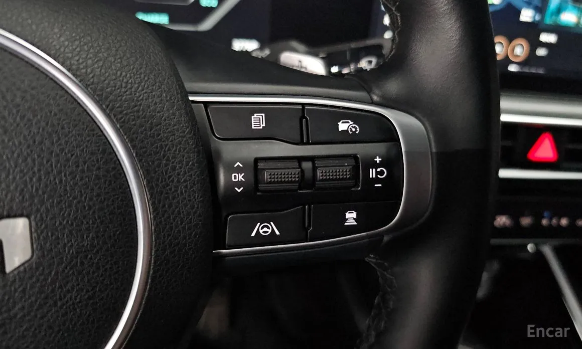 Kia K5 2023 Signature