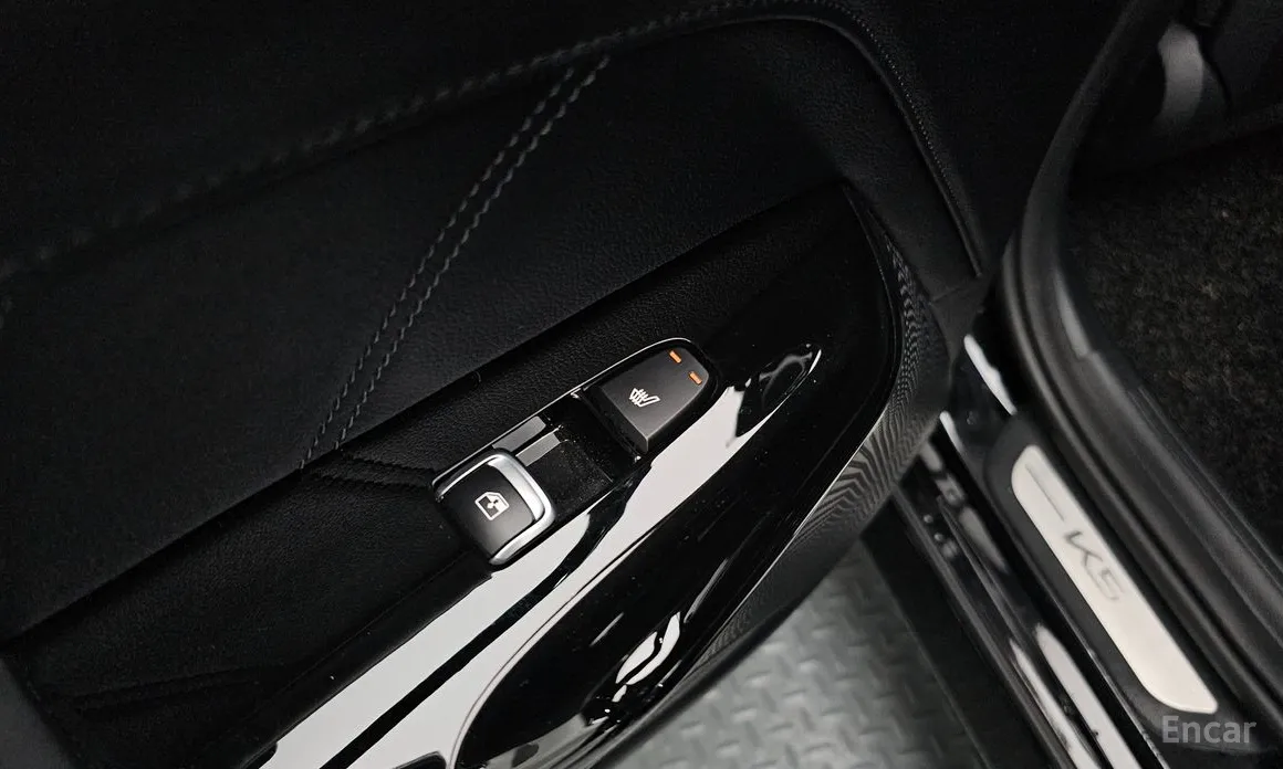 Kia K5 2023 Signature