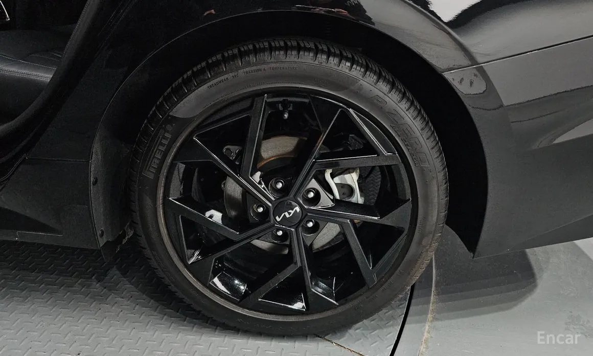 Kia K5 2023 Signature