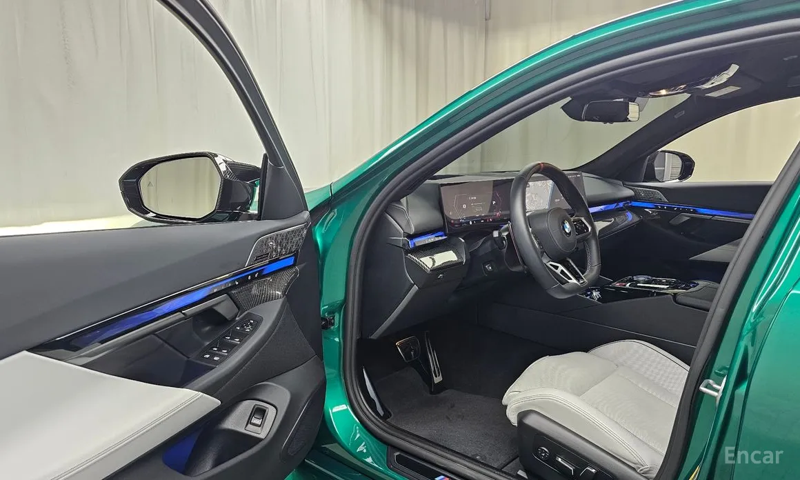 BMW M5 2024 M5 Sedan