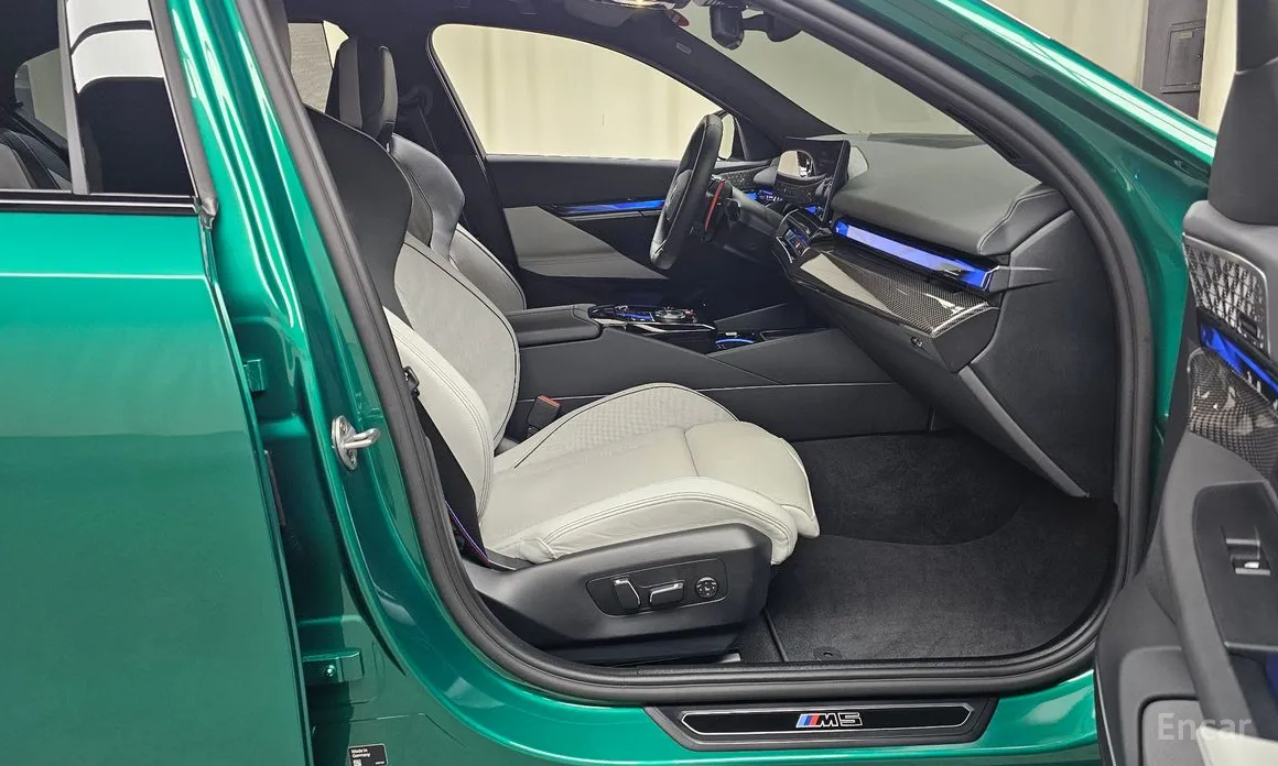 BMW M5 2024 M5 Sedan