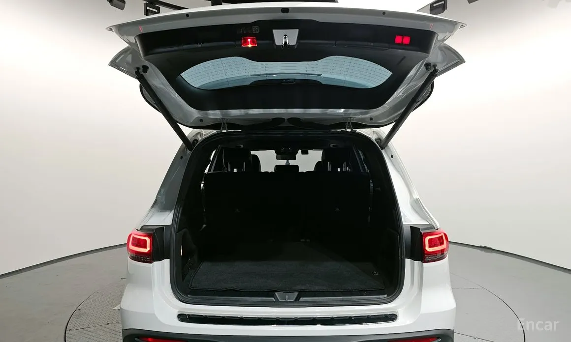 Mercedes-Benz EQB 2022 EQB300 4MATIC AMG Line