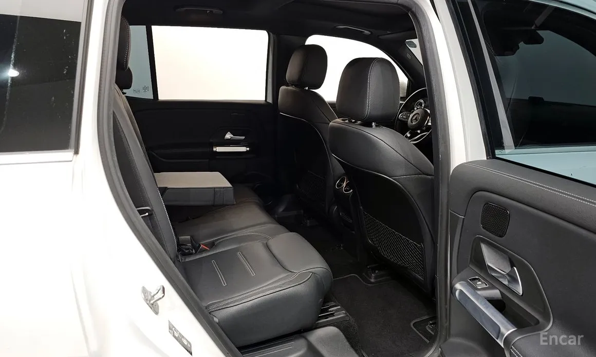 Mercedes-Benz EQB 2022 EQB300 4MATIC AMG Line