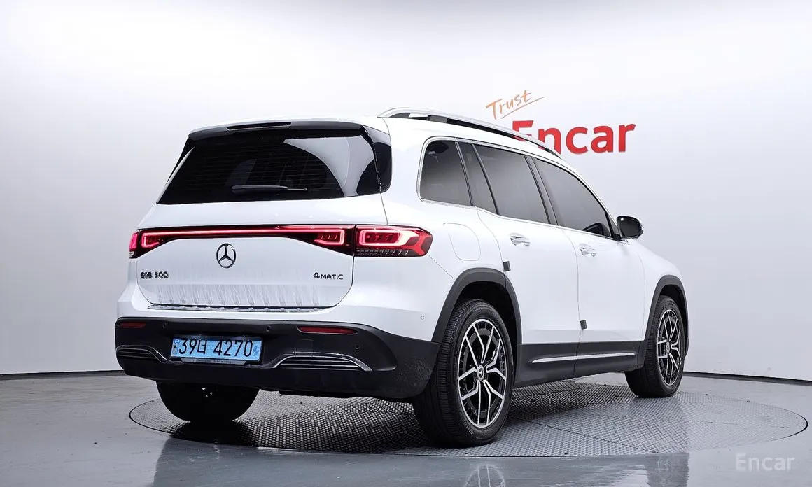 2022 Mercedes-Benz EQB