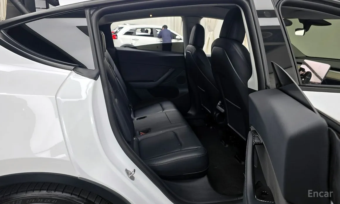 Tesla Model Y 2020 Performance