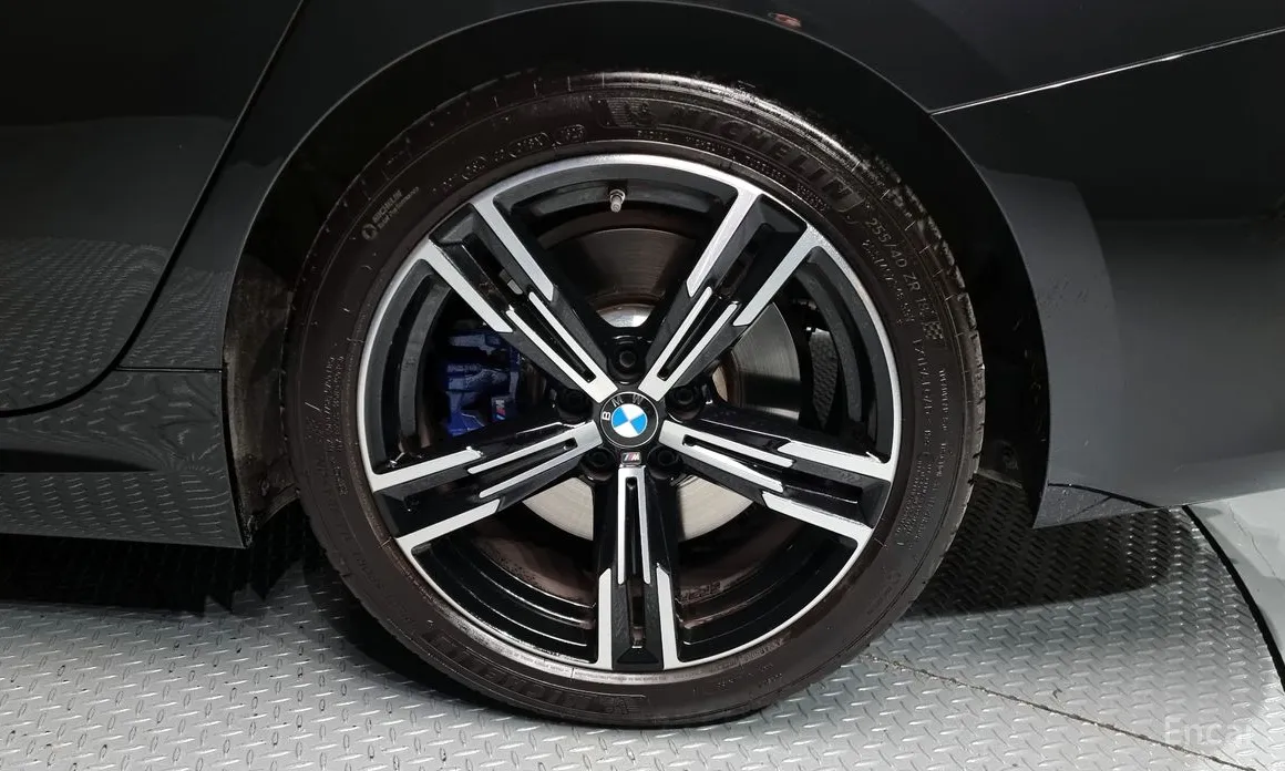 BMW 3 Series 2019 320i M Sport