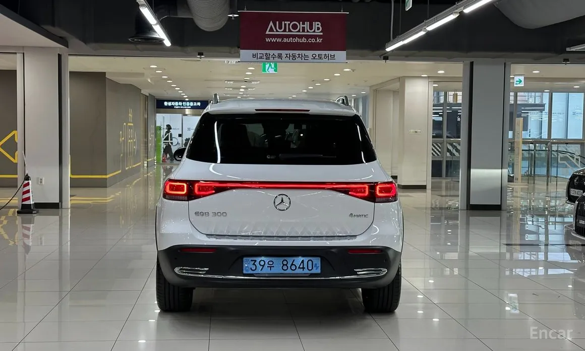 Mercedes-Benz EQB 2022 EQB300 4MATIC